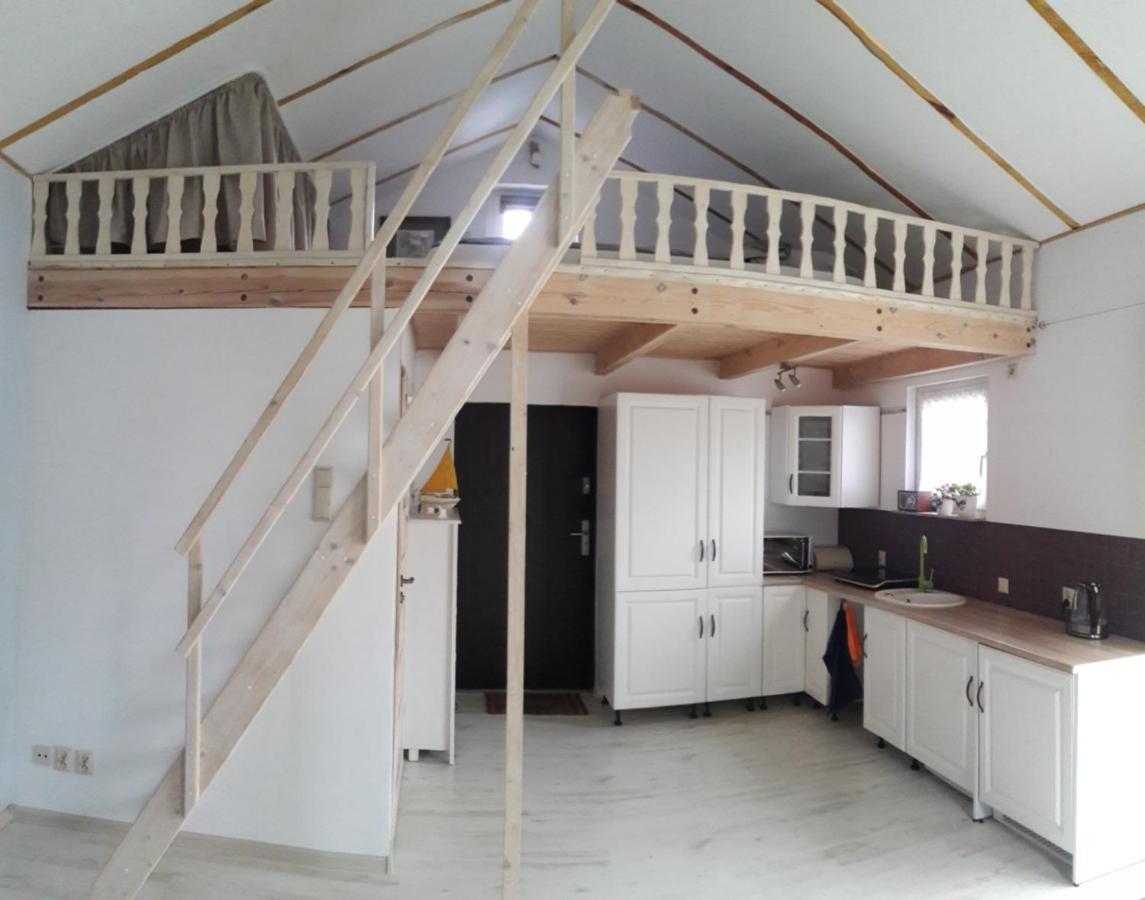Domek Nad Jeziorem Osieczna Extérieur photo